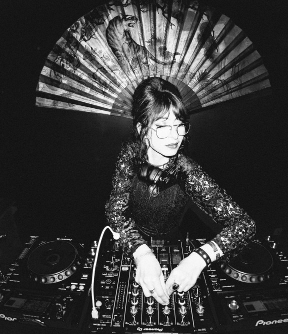 myriam_stamoulis_mikado_paris_c_jules_nhat.jpg