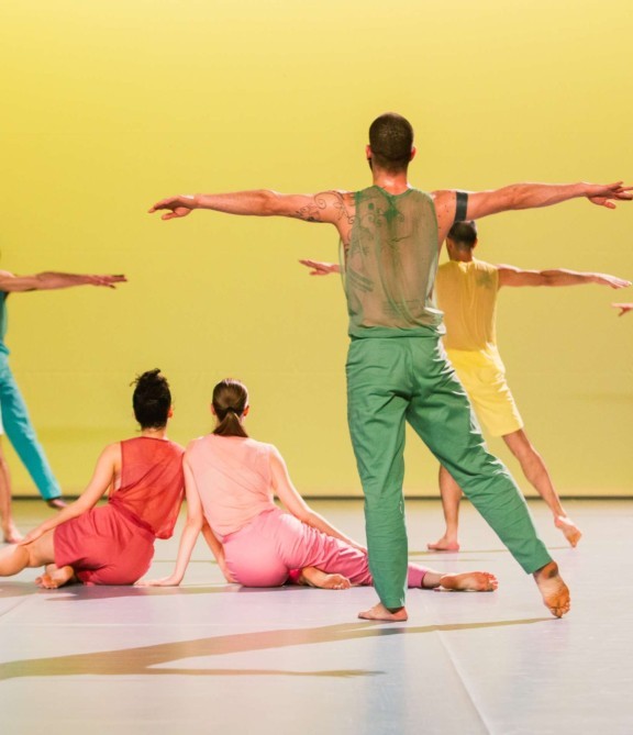 in_c_sasha_waltz_guests_terry_riley_ensemble_yanina_isla_0638.jpg