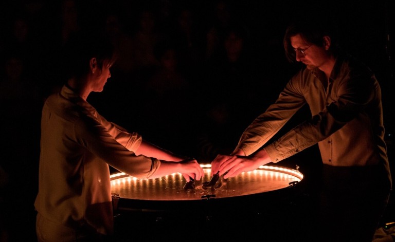 Photo illustrant le spectacle Sous Terre (c) Carmen Morand
